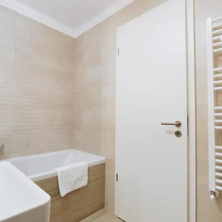 Sweet Memories Coresi 1 Apartament