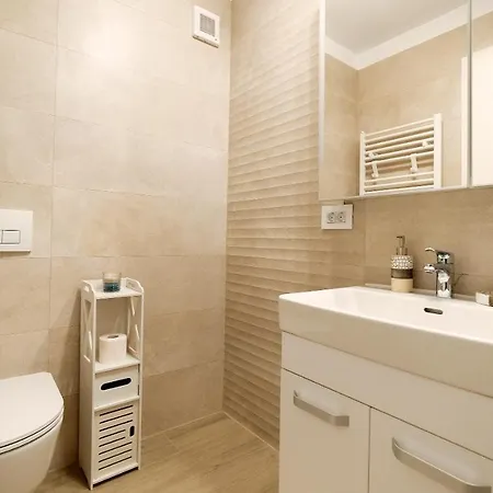 Sweet Memories Coresi 1 Apartment