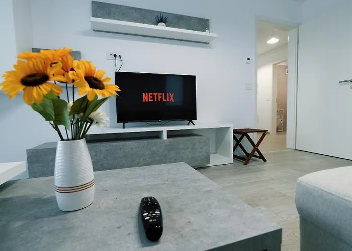 公寓 Sweet Memories Coresi 1 *