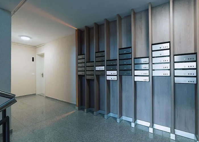 公寓 Sweet Memories Coresi 1 *